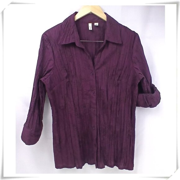 ❤️5/$15💚 St. John's Bay Dark Purple Button Up 3/4 Sleeve Crinkled Blouse EUC - Picture 1 of 5